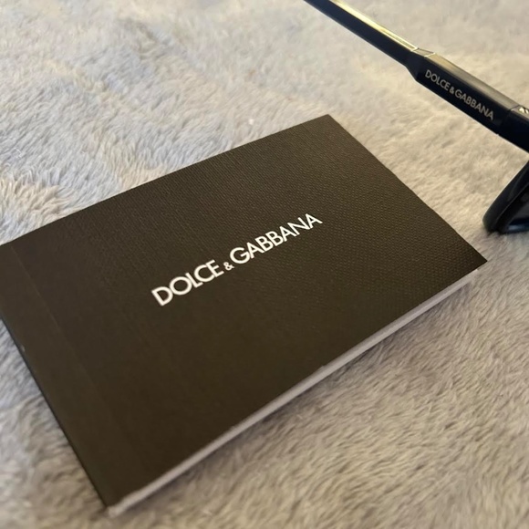 Dolce & Gabbana Pilot Frame Sunglasses - Picture 3 of 3